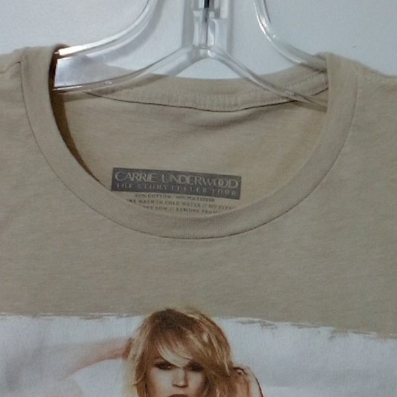 Carrie Underwood t-shirt - Picture 4 of 7